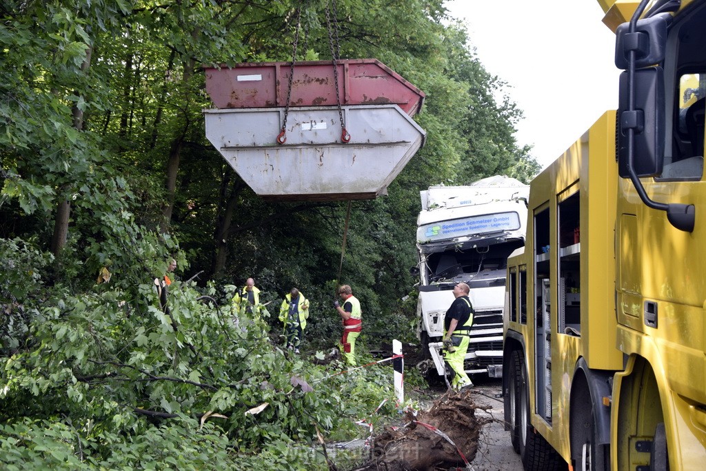 Schwerer VU A 3 Rich Oberhausen Hoehe AK Leverkusen P681.JPG - Miklos Laubert